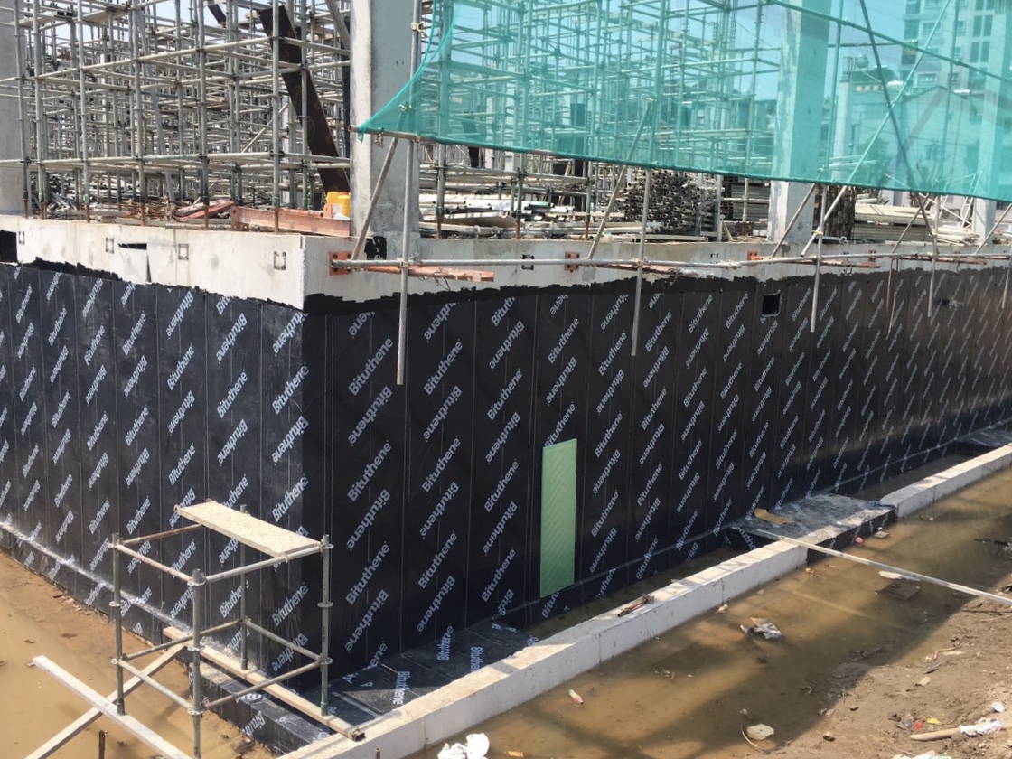 Màng Bituthene 3000 – Màng chống thấm HDPE với Bitumen Polyetylen